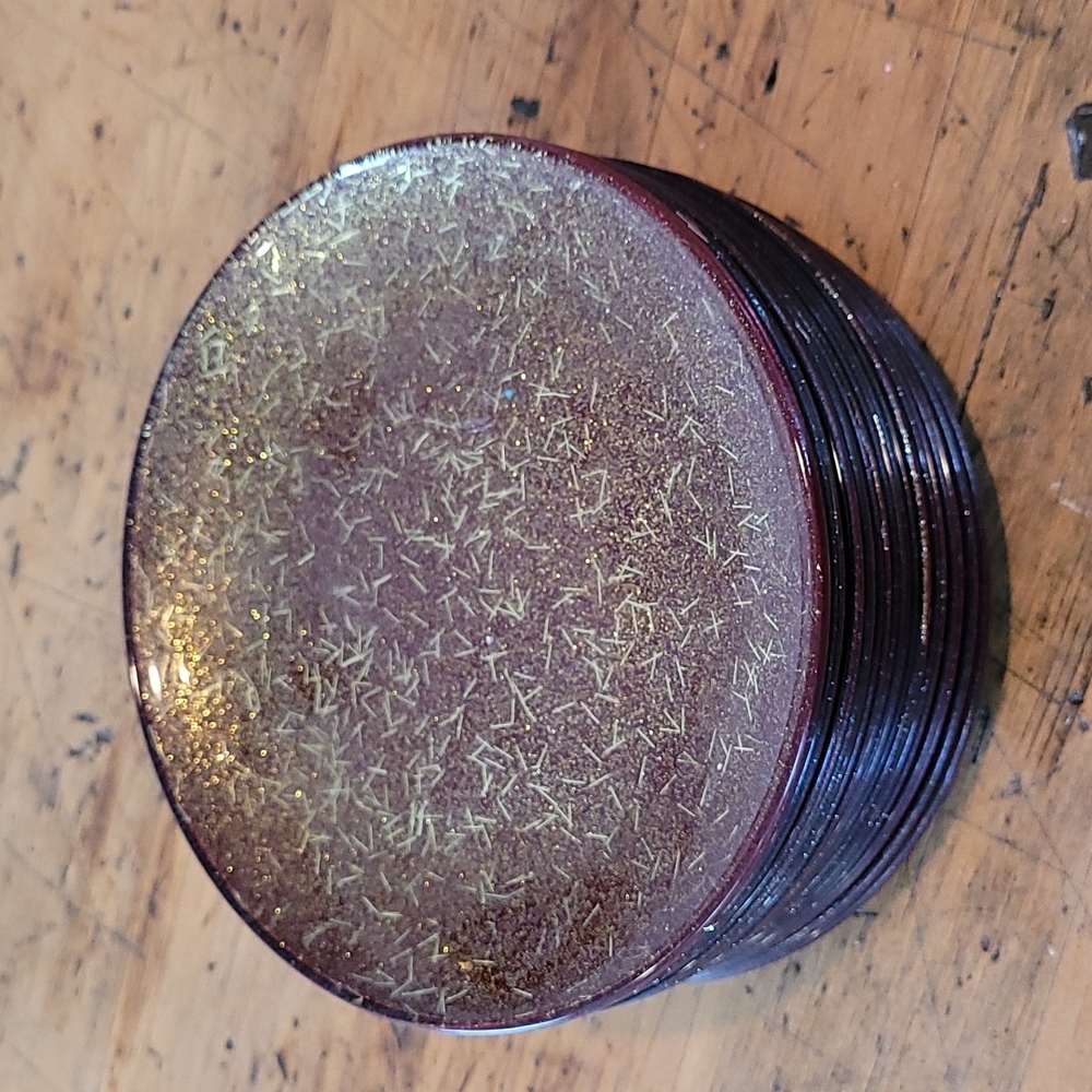Crate&Barrel Holiday appetizer plates- 12